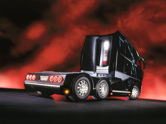 Обои картинки фото автомобили, man