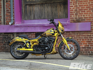 Картинка мотоциклы customs side