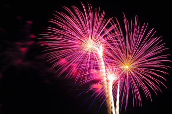 Картинка разное салюты фейерверки фейерверк
