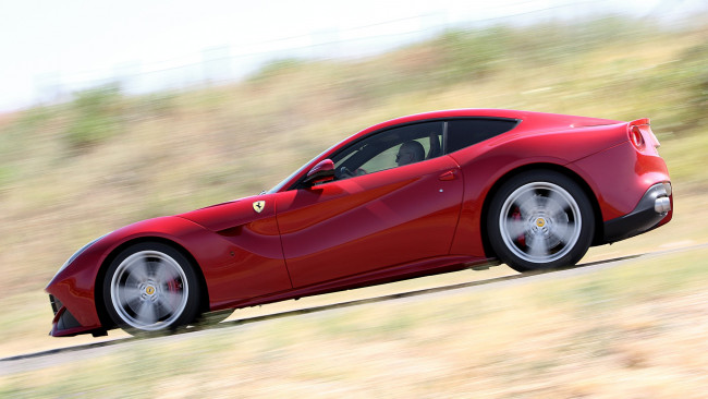 Обои картинки фото ferrari, f12, автомобили, s, p, a, гоночные, спортивные, италия