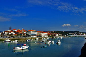 Картинка plentzia+испания города -+улицы +площади +набережные plentzia побережье яхта река дома испания