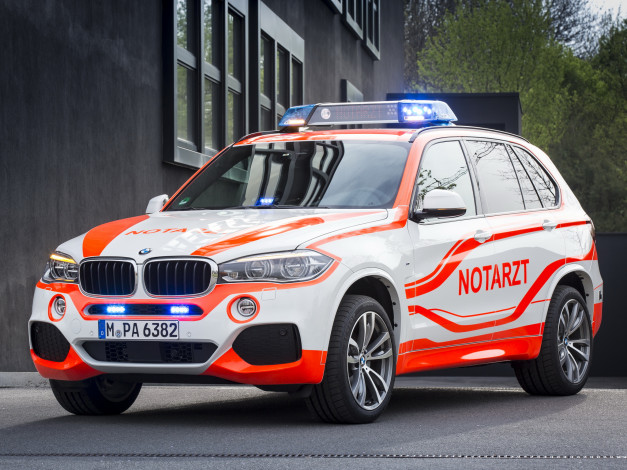 Обои картинки фото автомобили, bmw, x5, xdrive30d, 2014г, f15, notarzt