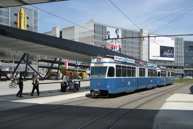 Обои картинки фото техника, трамваи, трамвай, город, улица, рельсы