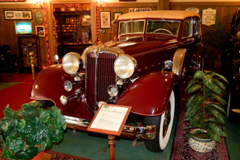 Картинка chrysler+imperial автомобили выставки+и+уличные+фото chrysler imperial