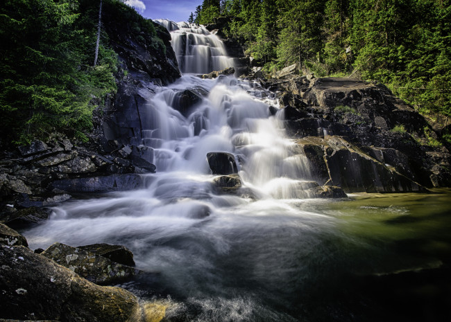 Обои картинки фото природа, водопады, река, лес, водопад