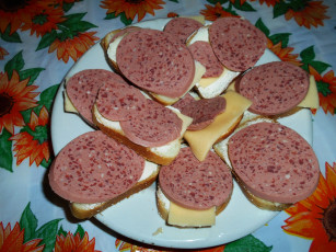 Картинка еда бутерброды +гамбургеры +канапе колбаса хлеб