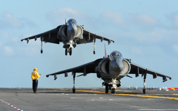 Картинка av-8b+harrier+ii авиация боевые+самолёты истребитель military aircraft av-8b harrier-2 wallhaven вертикальный взлет
