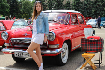 Картинка газ-+21+волга автомобили -авто+с+девушками девушка ретро классика автомобиль волга газ- 21