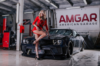 Картинка автомобили -авто+с+девушками dodge challenger