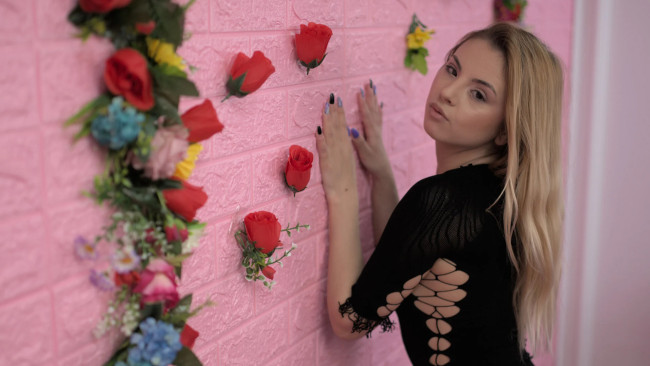 Обои картинки фото девушки, tiffany vons, tiffanyvons