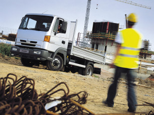 Картинка автомобили nissan datsun