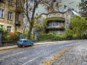 Картинка автомобили выставки уличные фото