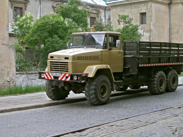 Обои картинки фото автомобили, краз