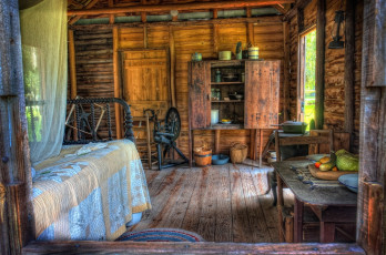 Картинка интерьер другое кровать прялка стол шкаф