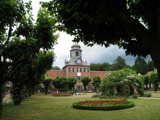 Обои картинки фото города, здания, дома, германия, гессен, ланген