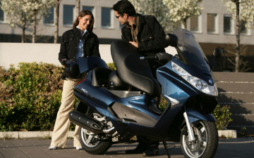 Картинка мотоциклы мотороллеры мотороллер