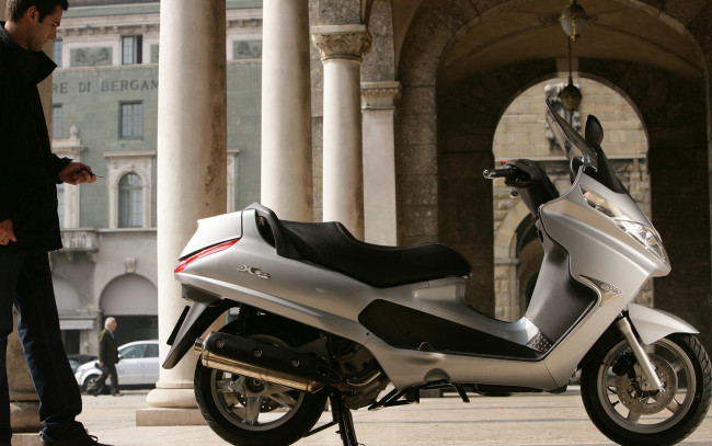 Обои картинки фото мотоциклы, мотороллеры, мотороллер