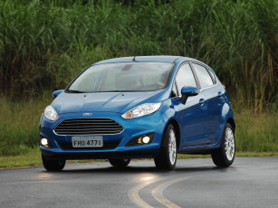 обоя автомобили, ford, fiesta, br-spec, 2013г, синий