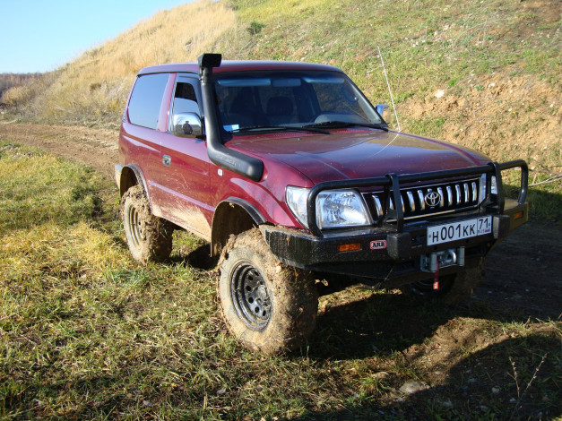 Обои картинки фото land cruiser prado, автомобили, выставки и уличные фото, toyota