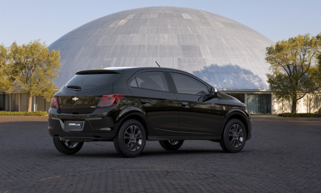 Обои картинки фото автомобили, chevrolet, темный, 2015г, seleсаo, onix