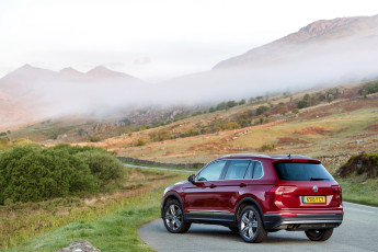 Картинка автомобили volkswagen 2016г uk-spec tiguan