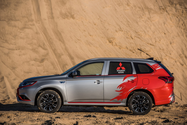 Обои картинки фото автомобили, mitsubishi, outlander, 2016г, style, phev, rally