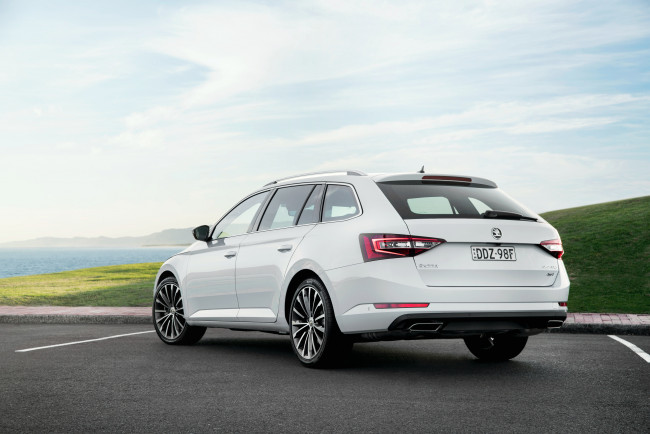 Обои картинки фото автомобили, skoda, 2016г, wagon, superb