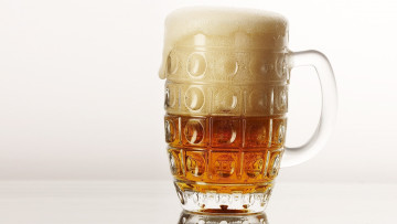 Картинка еда напитки +пиво пена пиво кружка