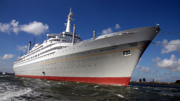 Картинка корабли лайнеры многопалубное судно