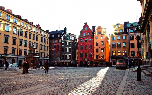 Обои картинки фото города, стокгольм , швеция, памятник, площадь, здания