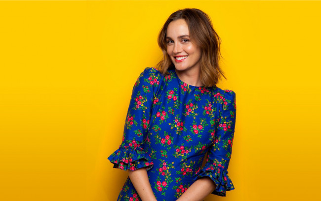 Обои картинки фото девушки, leighton meester, платье, улыбка, рыжая, актриса