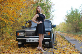 Картинка девушка+-+girl автомобили -авто+с+девушками девушка женщина шатенка темноволосая сексуальная модель звезда позирует разная обувь верхняя стильная одежда нижнее эротическое бельё трусы лифчик колготки чулки аксессуары макияж и множество элементов на фотографии