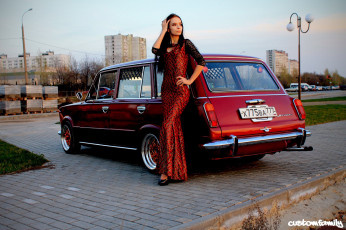 Картинка девушка+-+girl автомобили -авто+с+девушками девушка женщина брюнетка темноволосая сексуальная модель звезда позирует разная обувь верхняя стильная одежда нижнее эротическое бельё трусы лифчик колготки чулки аксессуары макияж и множество элементов на фотографии ваз-2102 vaz 2102