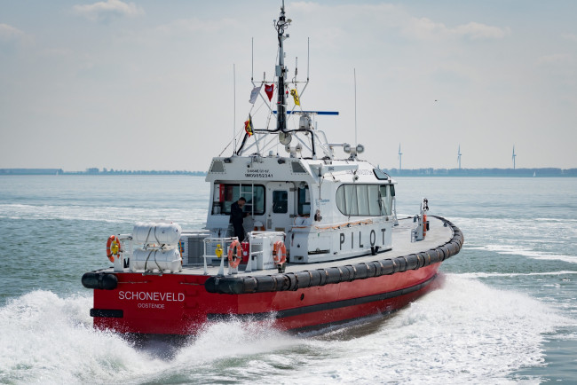Обои картинки фото pilot boat, лоцманский катер, корабли, катера, pilot, boat, лоцманский, катер