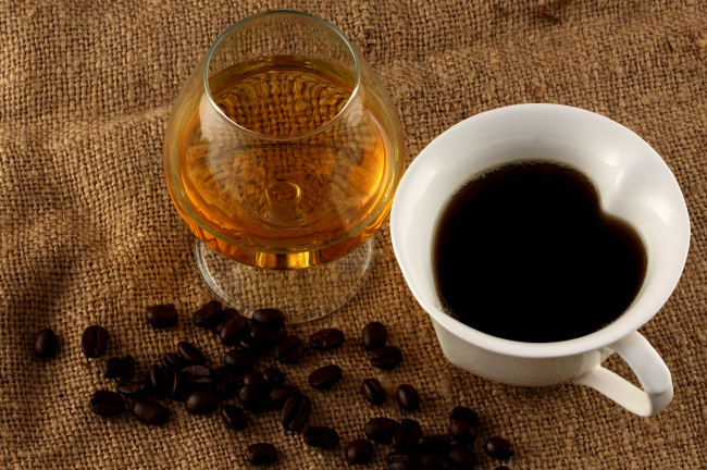 Обои картинки фото еда, напитки, коньяк, кофе