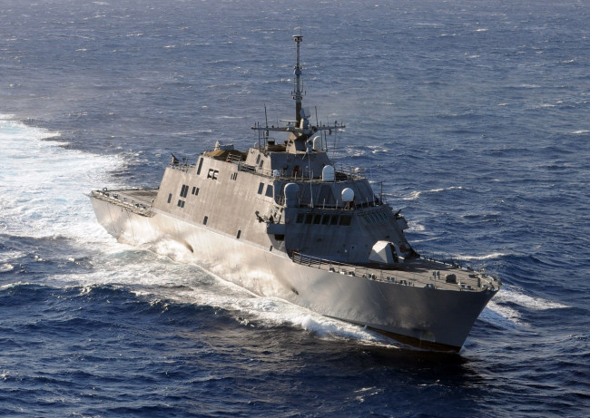 Обои картинки фото uss, freedom, корабли, крейсеры, линкоры, эсминцы, корвет, противолодочный, корабль