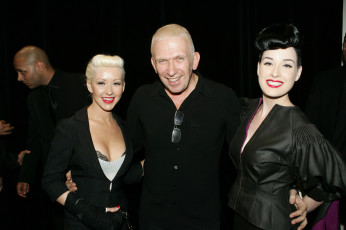 Картинка разное знаменитости певица сша продюсер посол christina aguilera автор песен танцовщица актриса