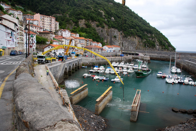 Обои картинки фото испания, бискайя, elantxobe, города, улицы, площади, набережные, дома, море, набережная