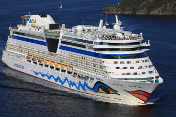 Картинка aidaluna корабли лайнеры круизный лайнер