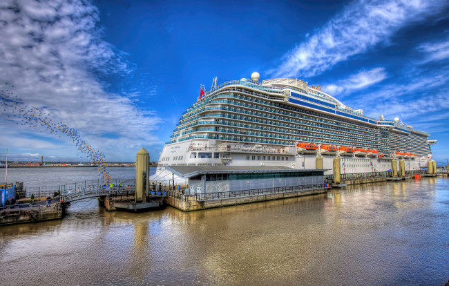 Обои картинки фото royal princess, корабли, лайнеры, лайнер, океанский, круиз, причал