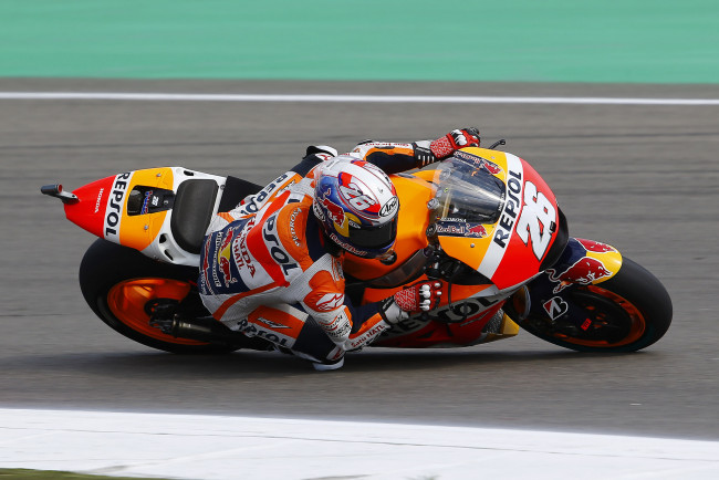 Обои картинки фото dani pedrosa, спорт, мотоспорт, гонка, трек, байк