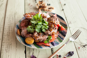 Картинка еда мясные+блюда зелень жареное кусочки мясо