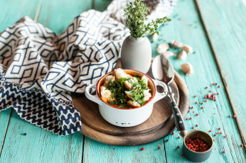 Картинка еда первые+блюда зелень сухарики первое блюдо суп