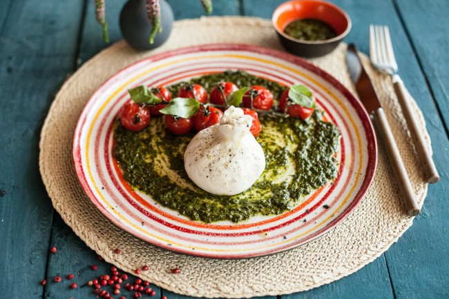 Обои картинки фото еда, пельмени,  манты,  вареники, вкусно, гарнир, манты