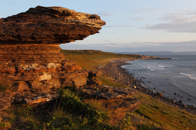 Обои картинки фото полуостров рыбачий, природа, побережье, полуостров, море, скалы, кольский, рыбачий