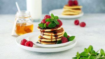 Картинка еда блины +оладьи оладьи мед мята малина