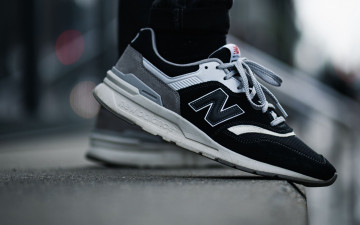 Картинка разное одежда +обувь +текстиль +экипировка сникерсы