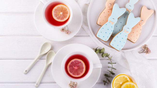 Обои картинки фото еда, напитки,  чай, печенье, чай, лимон