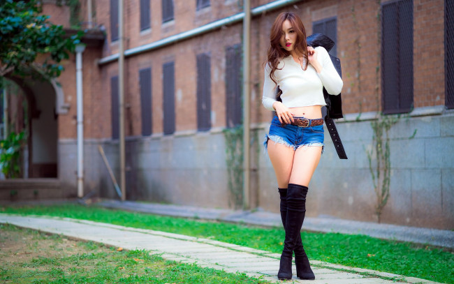 Обои картинки фото девушки, - азиатки, шорты