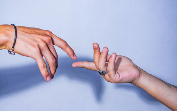 Картинка разное руки +ноги браслет перстень